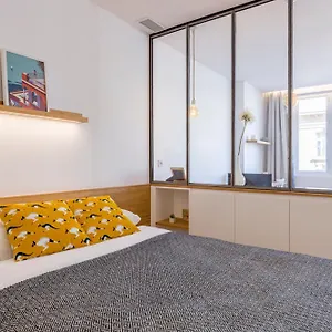 The Babel Community - Republique - Joliette Hotel